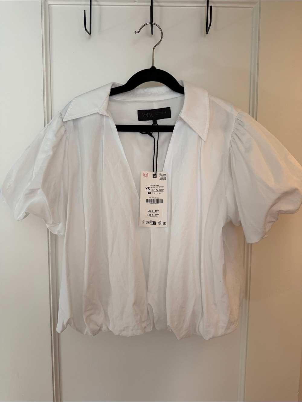 NWT Zara White Puff-Sleeve Collared Button-Front Top